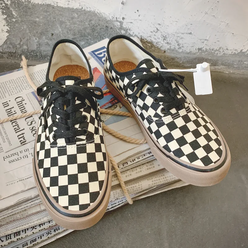 Unisex Size Retro Checkerboard Canvas Shoes Summer Women Plus Black White Plaid Sneakers Men Casual Board Shoes 35-44 All Match