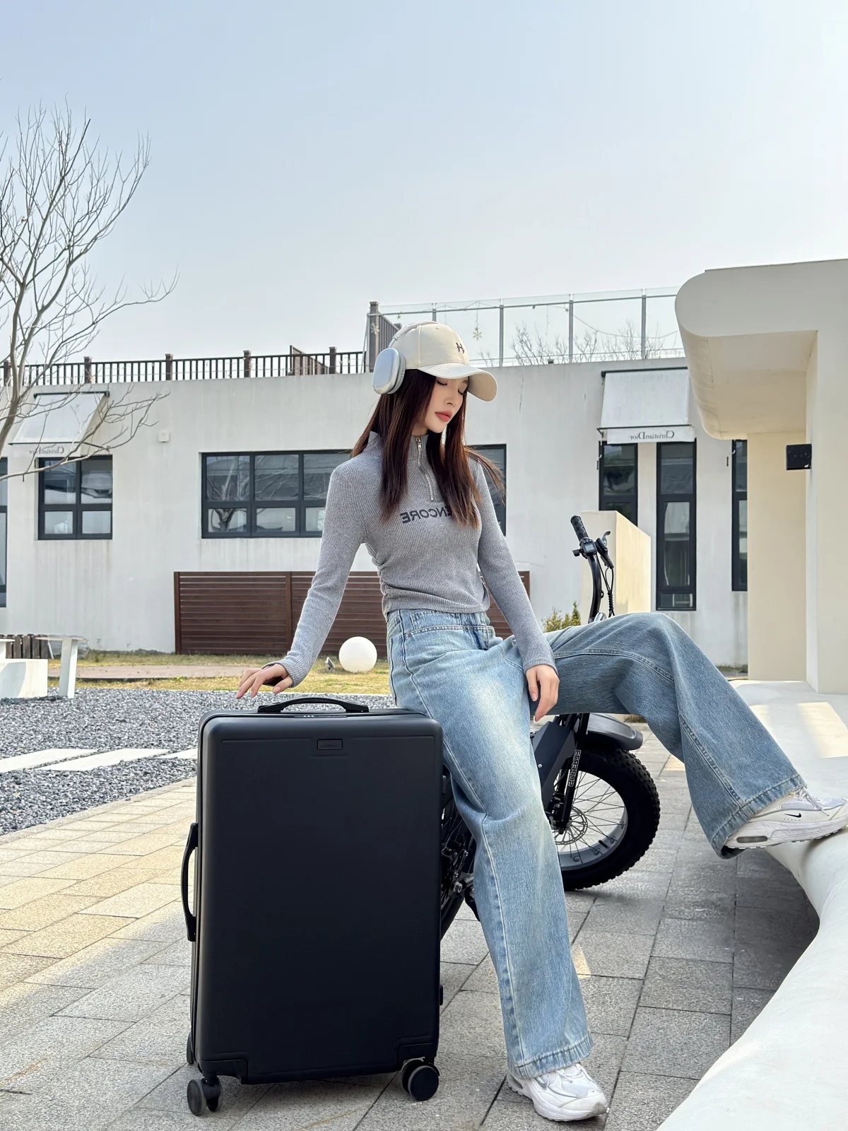 valise-de-voyage-elegante-avec-serrure-a-combinaison-et-porte-gobelet-double-fermeture-eclair-roues-universelles-silencieuses-20-pouces-bagage-a-main