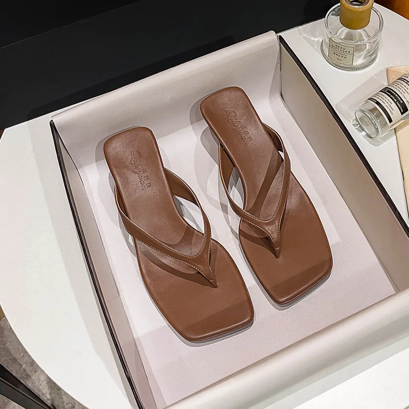 Clip-toe Fashion Women's Sandals Square Toe Summer Mid Heel Flip Flops Ladies Fashion Shoe Designer Casual Solid Color Slippers