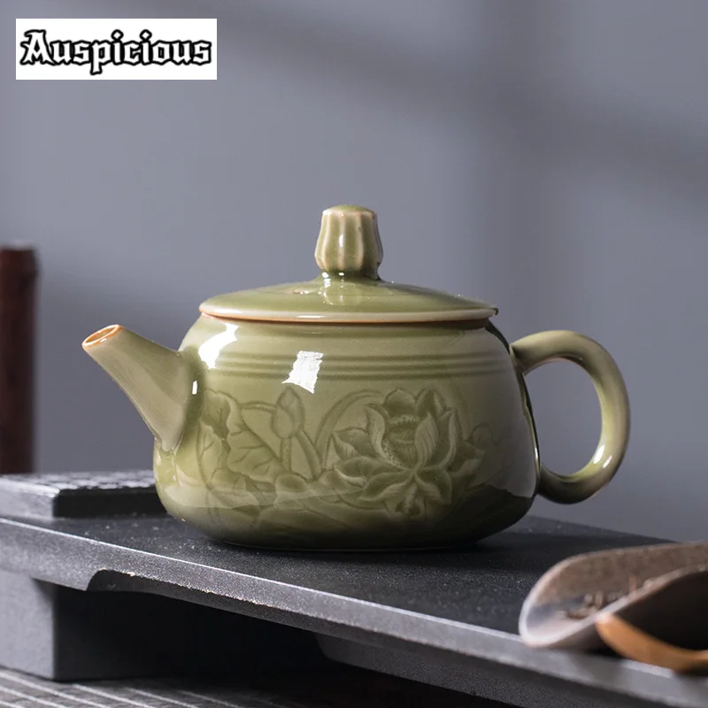 

Античный чайник Longquan Celadon, 150 мл, чайник ручной работы с рисунком лотоса, чайник для заваривания чая, китайская чайная церемония