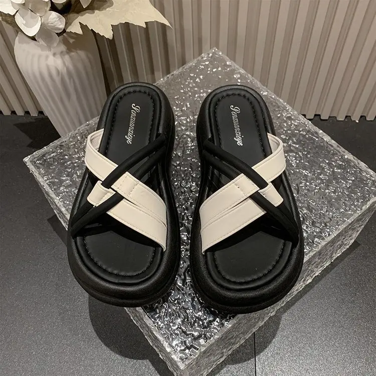 Schuhe Frauen niedrige Hausschuhe lässig Pantofle Rutschen Schiefer weiblichen Strand weichen Luxus Gummi Sabot Sommer Rom Stoff Huf absätze