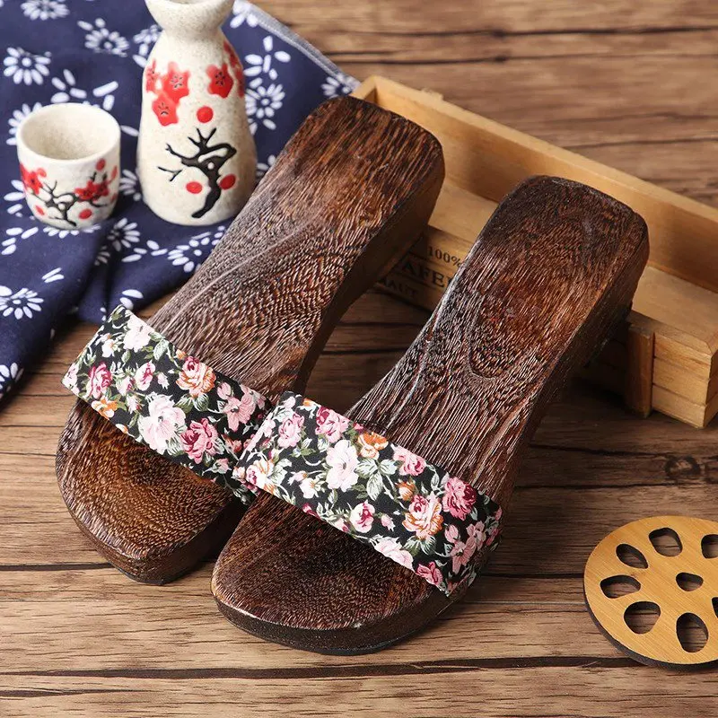 Anime Traditionelle Geta Clogs Cosplay Schuhe Neuheit Sommer Holz Sandalen Frauen Indoor Rutschfeste Hausschuhe
