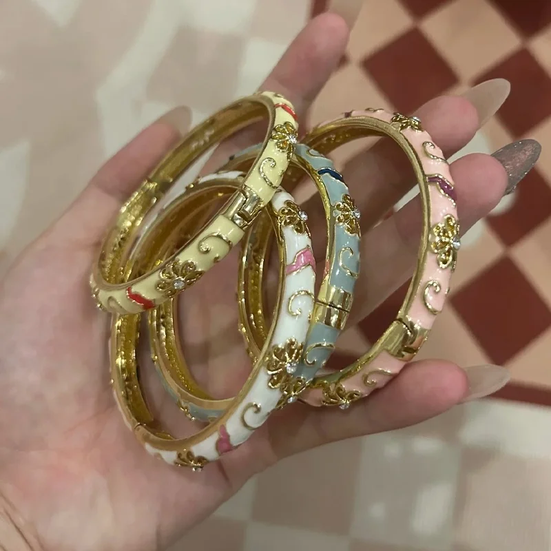 1pcs Chinese Retro Style Bracelet Enamel Blue And White Porcelain Element Women's Bracelet Exquisite Elegant Ladies' Jewelry