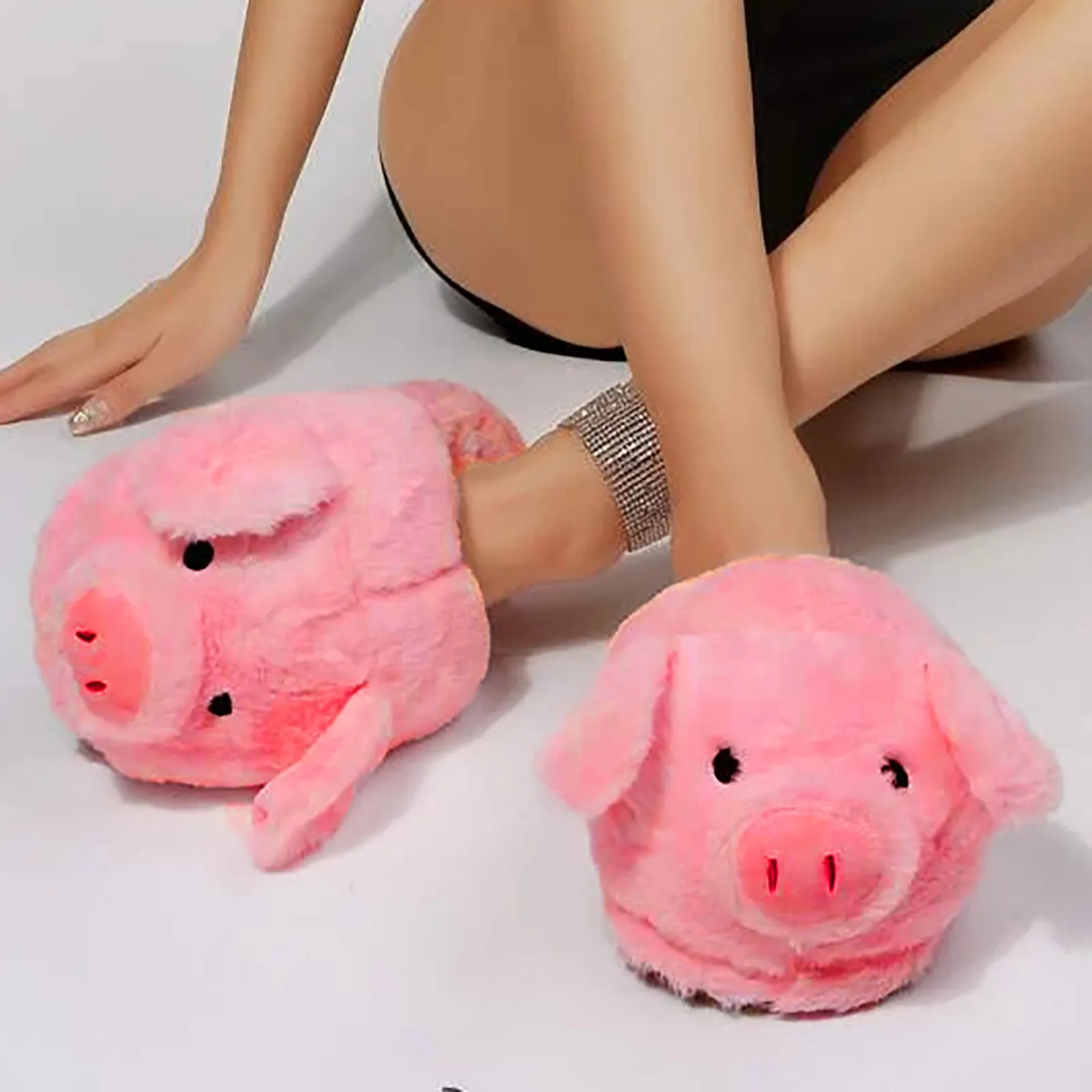 Winter Cartoon Pig Design Fuzzy Novelty Shoes Women Pink Cartoon Plush Slipper 2024 New Plush Flats Shoes Round Toe Sandalias