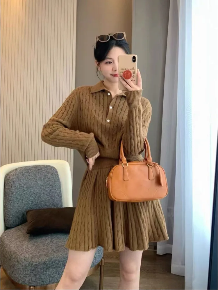 Suit Ladies Sporty 2023 Single-breasted Long-sleeved Tight-fitting Shirt Top And High-waist Knitted Pleated Skirt Two-piece Set