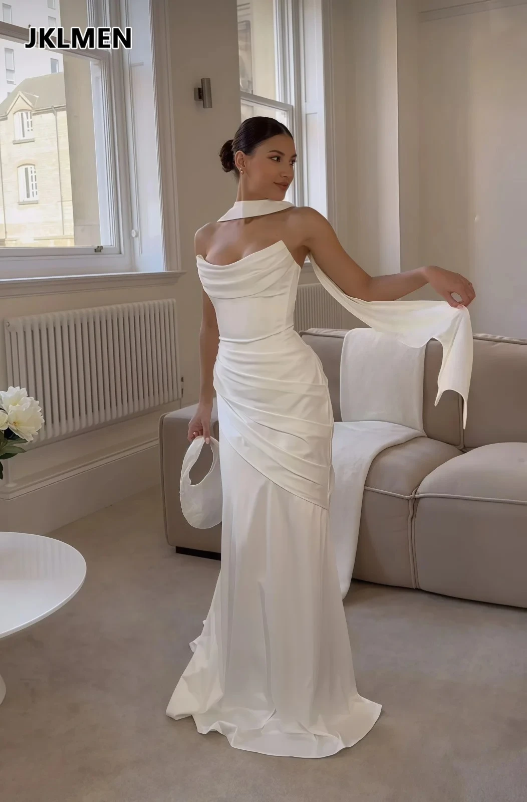 

Customized Simple Pleat Strapless Mermaid Wedding Dresses With Long Scarf Elegant Long Wihte Satin Bridal Gowns