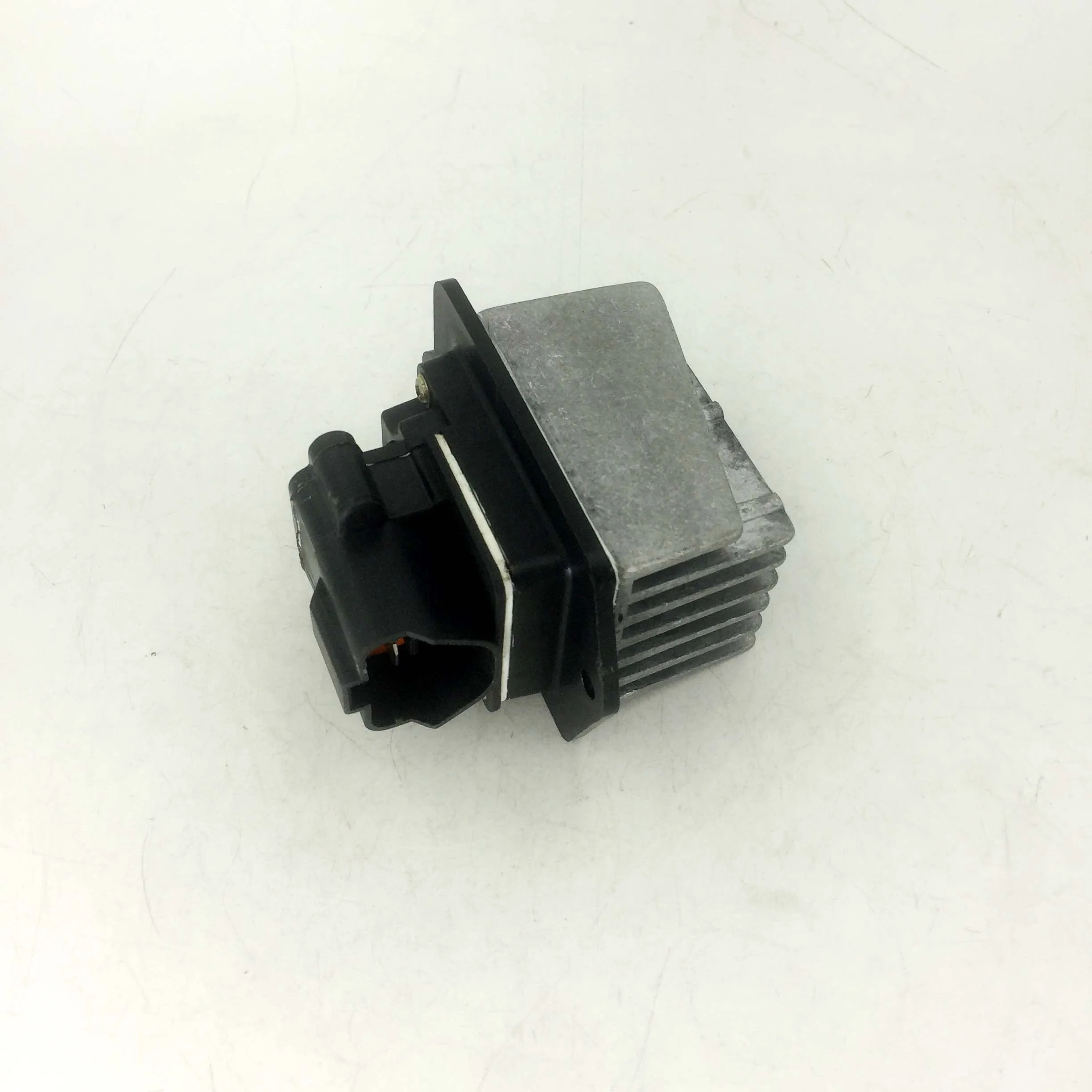 J7100-090 55131J13 J7100090 Blower Motor Resistor AC Module Fan Controller Car Accessories For Lada