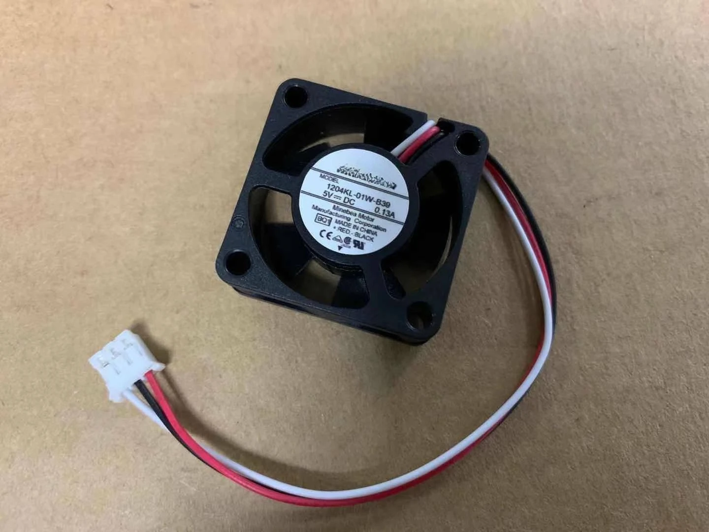 For Original NMB-MAT 1204KL-01W-B39 5V 0.13A 3CM 3-wire TCFAN Cooling Fan
