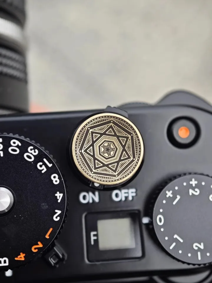 Exquisitely carved brass shutter screw for canon nikon Fujifilm x100v sony leica Q3 mirrorless hread button Camera accessories