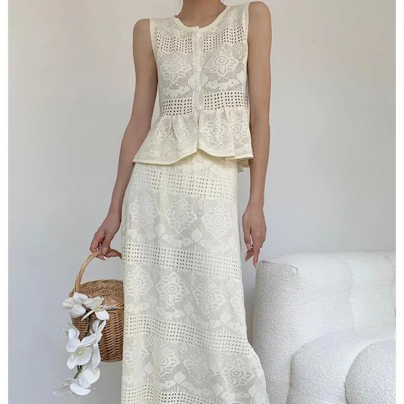 

Spring Summer 2025 Women's Skirt Suit Hollow Out Sleeveless Vest Pullover Top + Sequins Mid-length Skirts Woman 2-piece Set