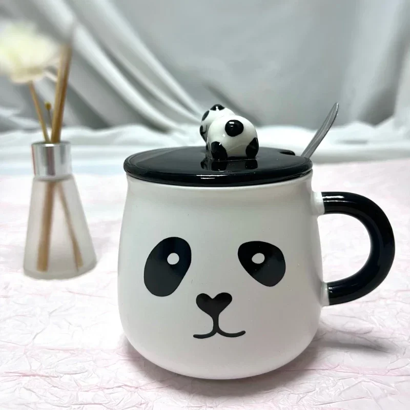 Creative Hand-painted Panda Ceramic Cup Heat-resistant Cute Cartoon Breakfast Mug with Lid Spoon Couple\'s Birthday Gift