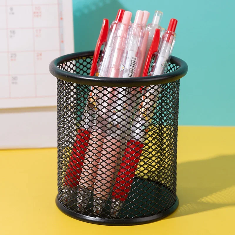 Creative Hollow  Pen Pencil Pot Holder Brush Storage Container Desk Organizer Plastic Stationery Pen Holder Office Supplies