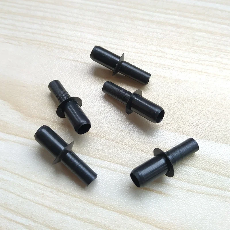 Auto Tailgate Lining Clips and Boot Lid Lining Fasteners For Mercedes Benz A0009908492 Plastic Fasteners Clips
