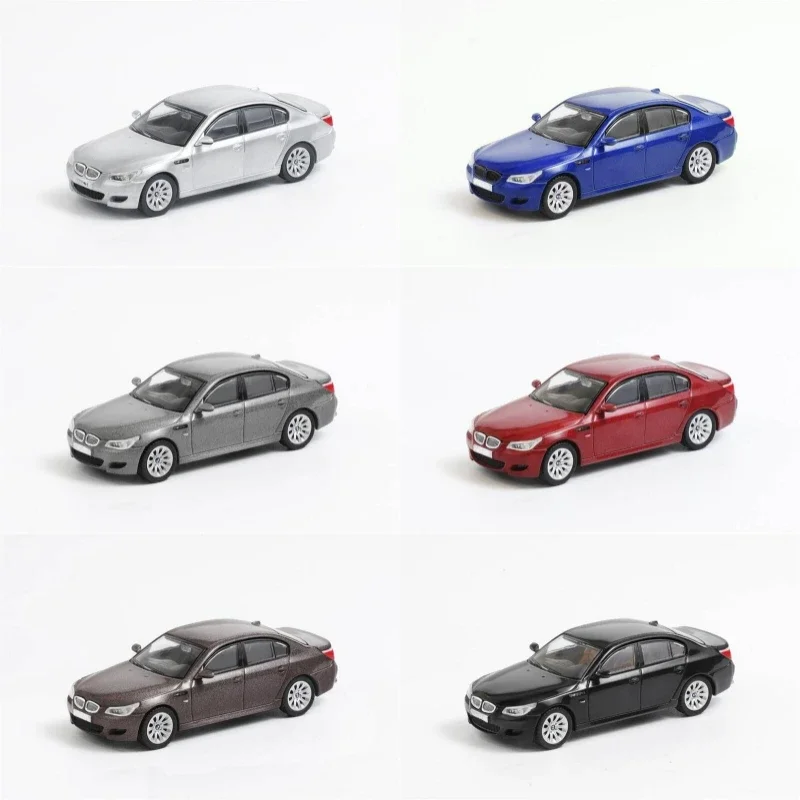 (Pre-order) SHADOW 1:64 Sedan M5 E60 LHD Diecast Model Car