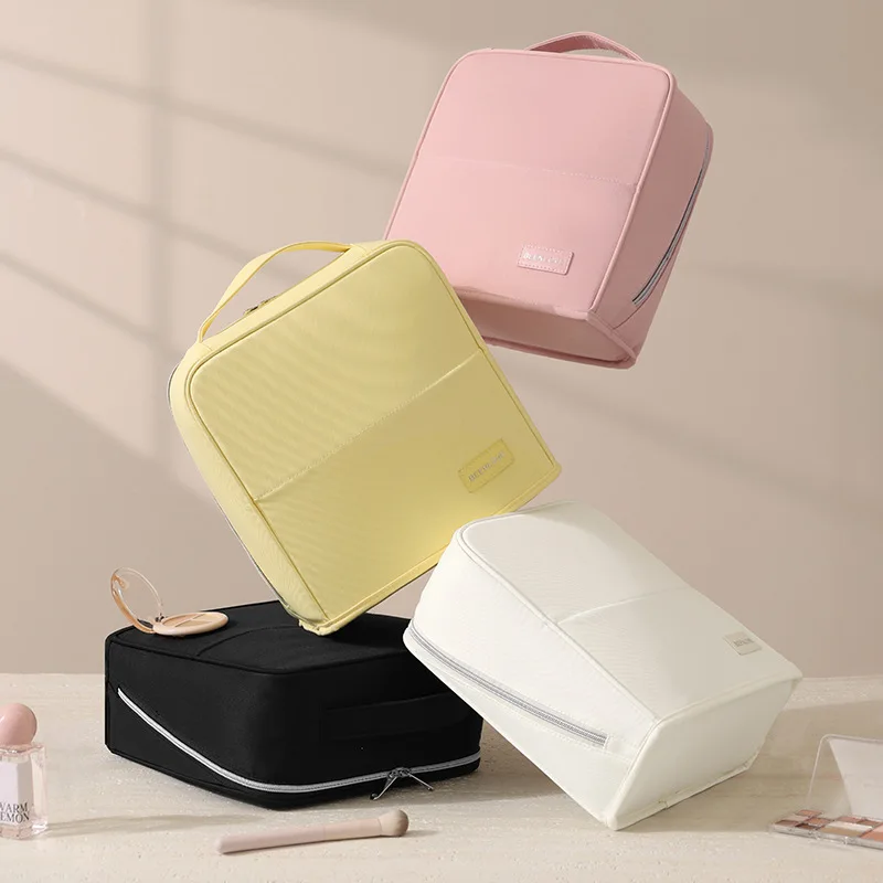 B New Arrival Fashion Large Capacity Makeup Bag, Portable Waterproof Multifunctional Cosmetic Pouch for Outdoor Travel Daily