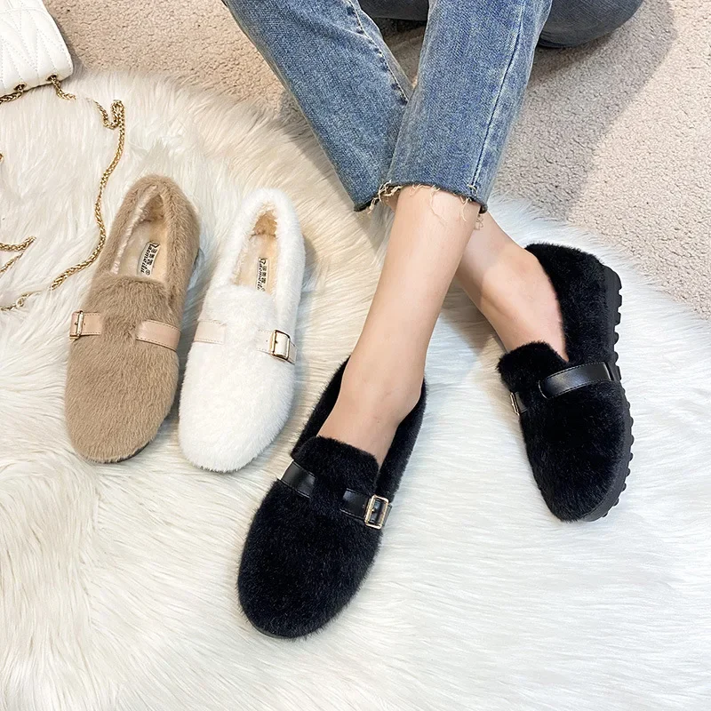 

2024 Fashion Luxury Lambswool Loafers Moccasins Femme Winter Cotton Shoes Women Warm Plush Loafers Curly Furry Sheep Fur Flats