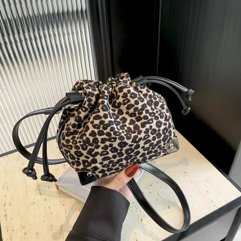 Small Drawstring Shoulder Bag For Women Brand Designer Handbag And Purse 2024 New Bucket Crossbody Bag Vintage Leopard Bolsas