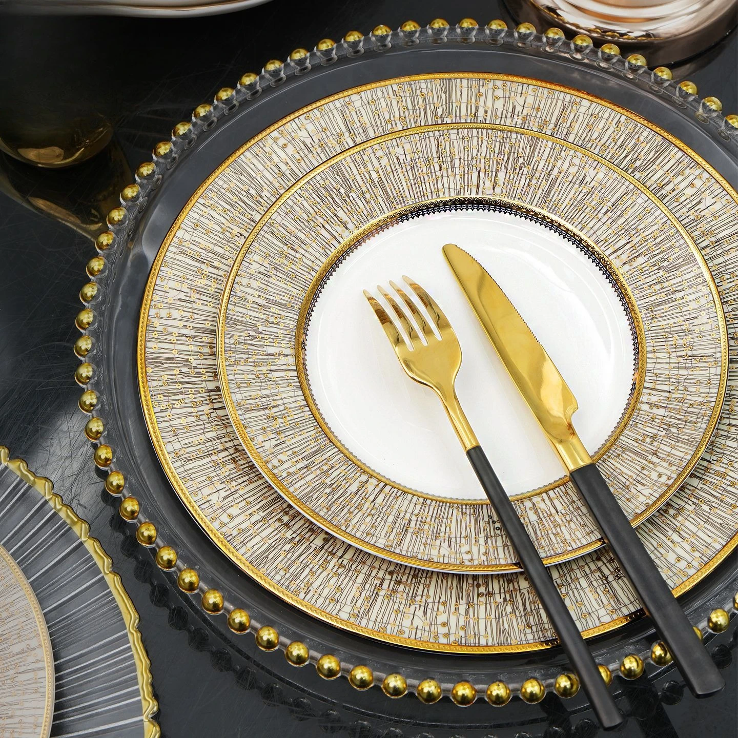 DSA high-end carved gold bone china tableware set light luxury high-end sense European high-end hotel home housewarming gift