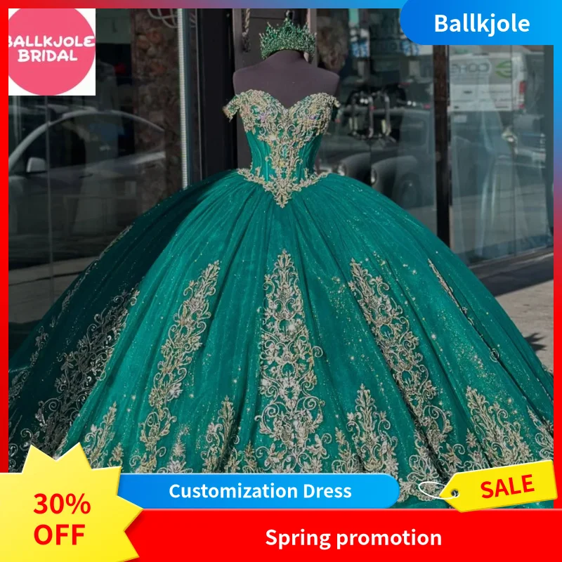 

Classic Emerald Green Quinceañera Dress 2025 Sweetheart Off Shoulder Ball Gown With Gold Appliques Robe Princesse Bleu Femme