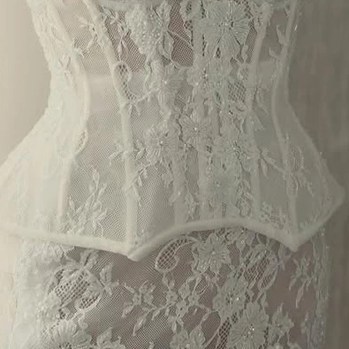 Luxury Mermaid Lace Wedding Dress With Slit Long Sheath Strapless Backless Bridal Party Gown For Bride vestido de novia