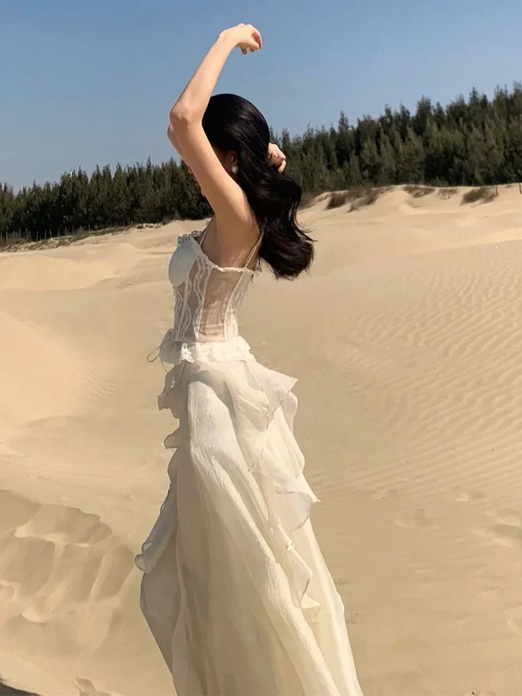 Vestido de fiesta de cumpleaños francés para mujer, vestido blanco con tirantes de hoja de loto y temperamento para banquete, conjunto de dos piezas