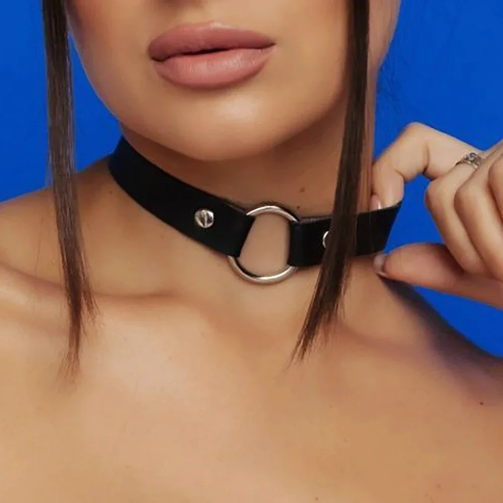 Collares de cuero Punk sexis para mujer, cuello redondo a la moda, Gargantilla Harajuku con corazón, Bondage gótico, accesorios para el cuello para mujer