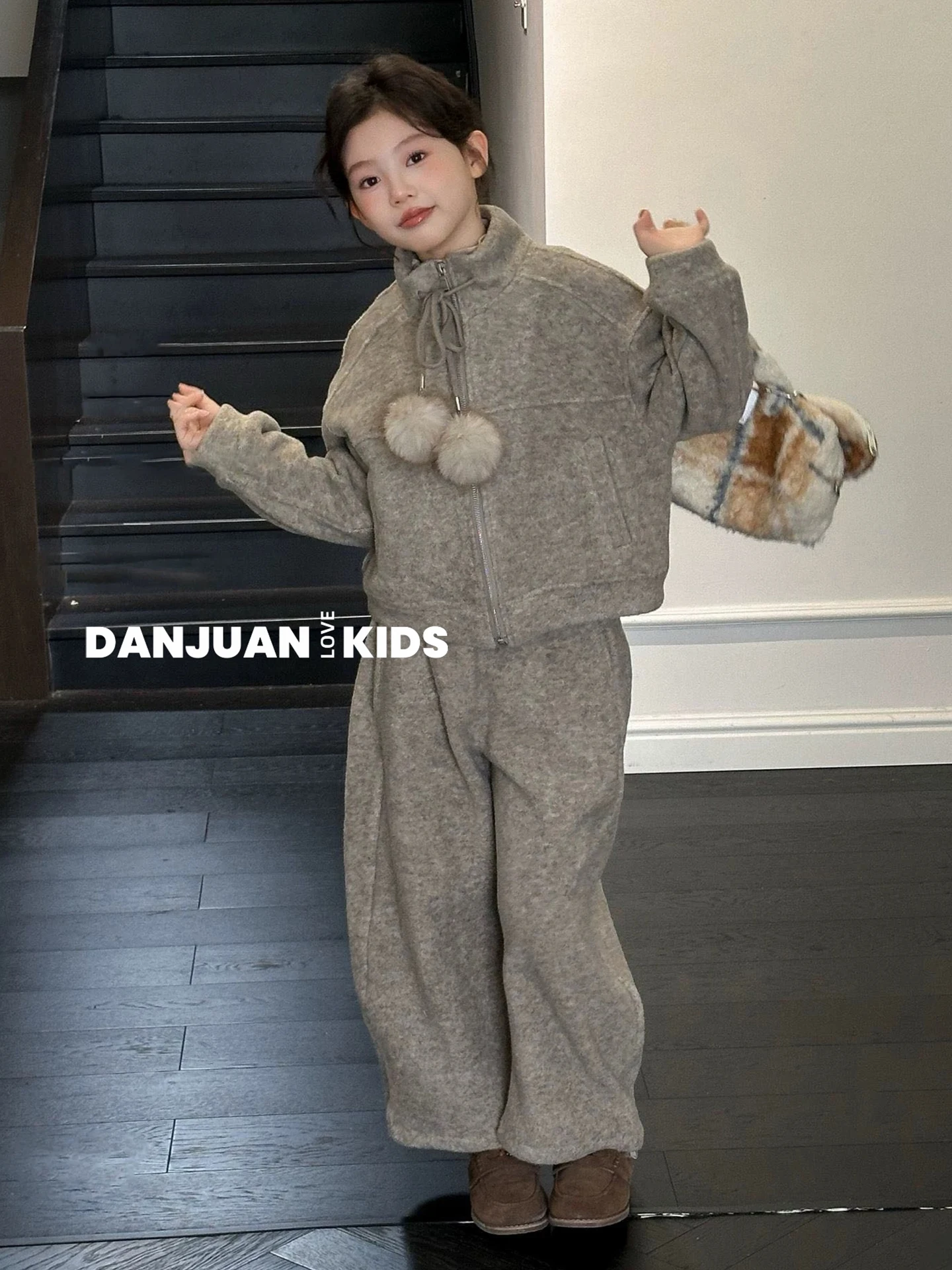 thiened-autunno-inverno-nuovo-sle-set-di-abbigliamento-per-bambini-per-ragazze-capispalla-caldo-due-pezzi-set-marchio-coreano-classe-b-se