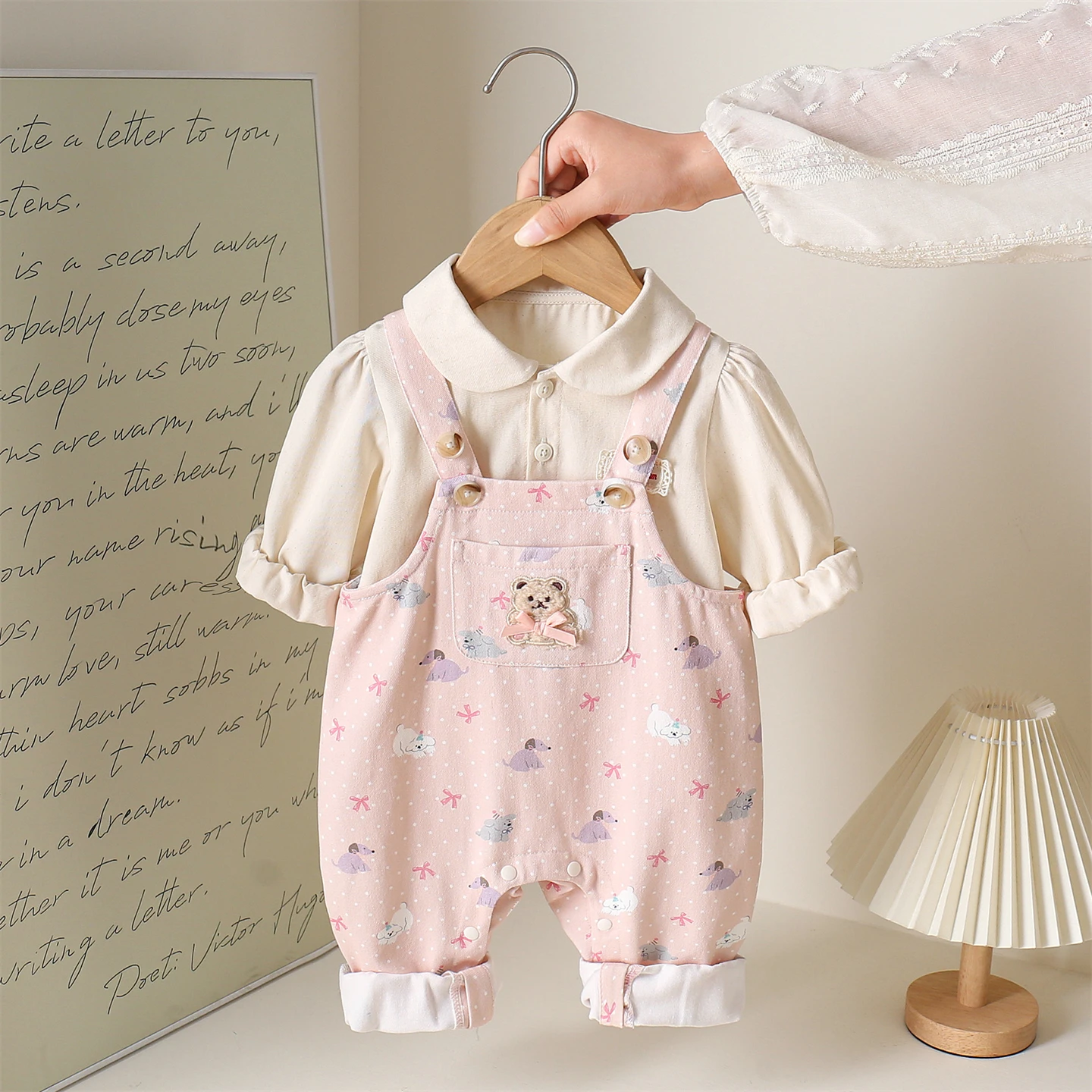 Baby Girl's Faionable Two-Piece Suit Cotton Overalls And irt Set Autumn Wear Adjustable Waist Long Sve round Ne Top