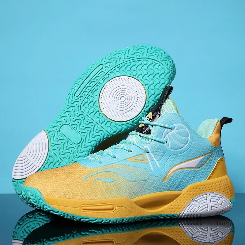 

Men’s Basketball Shoes Anti-slip Ankle Support Sneakers High-Top Breathable Athletic Shoes Running Shoes Basketball Combat Boots