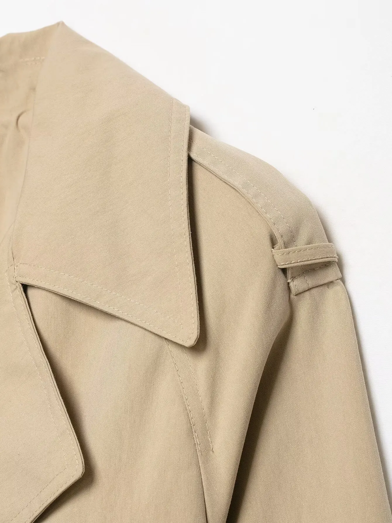 TFMLN Damen Kurzer Trenchcoat Doppelreihig mit Gürtel Kurze Jacke Reverskragen Lässiger Windbreaker Klassische Oberbekleidung Neu – Detail 9