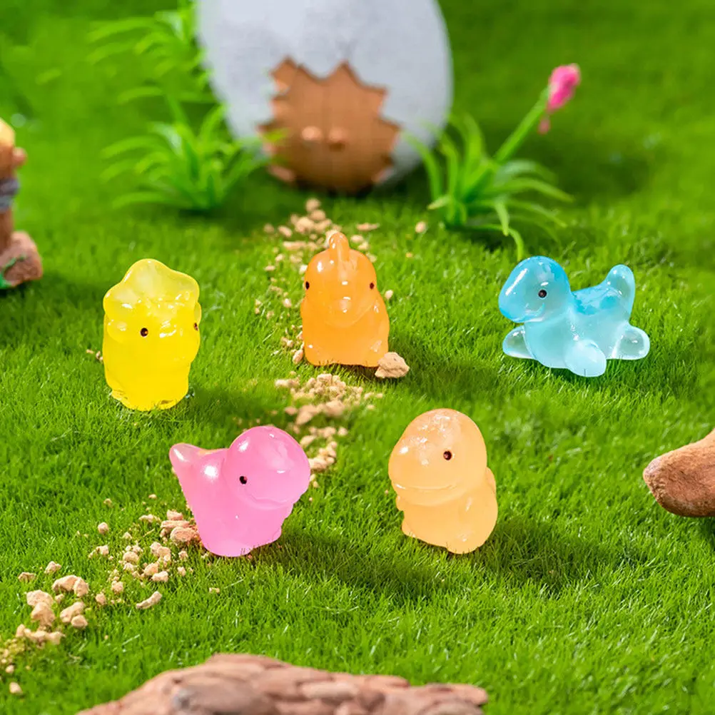 27Pcs Resin Mini Dinosaur Decoration for Bonsai Garden Micro Landscape Glow in The Dark Dinosaur Ornament Bonsai Decoration