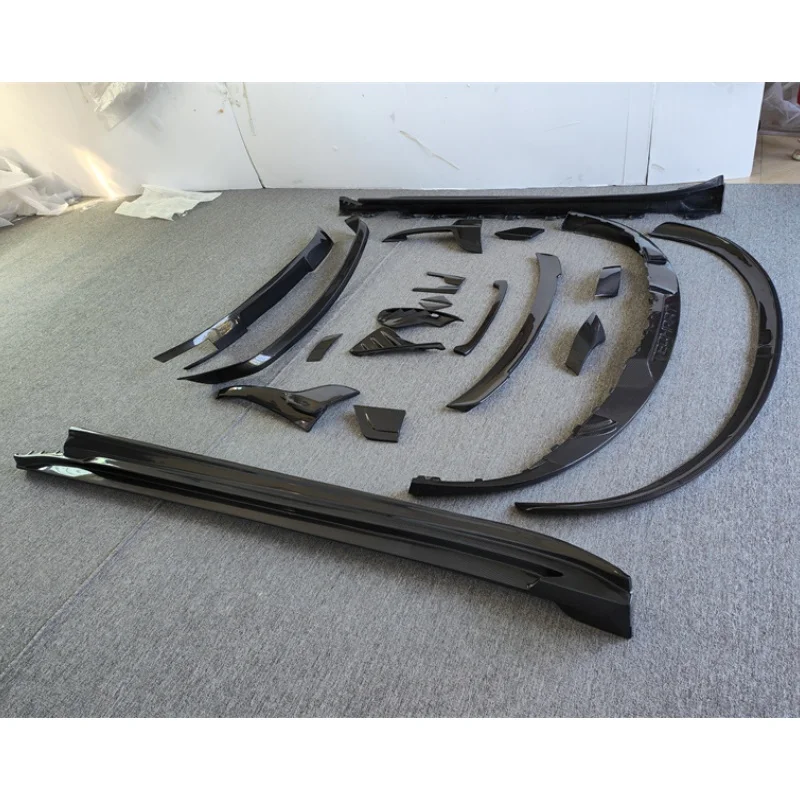 

Suitable for Porsche Taycan modified body kit THT style carbon fiber front bumper lip rear diffuser side skirts rear spoiler