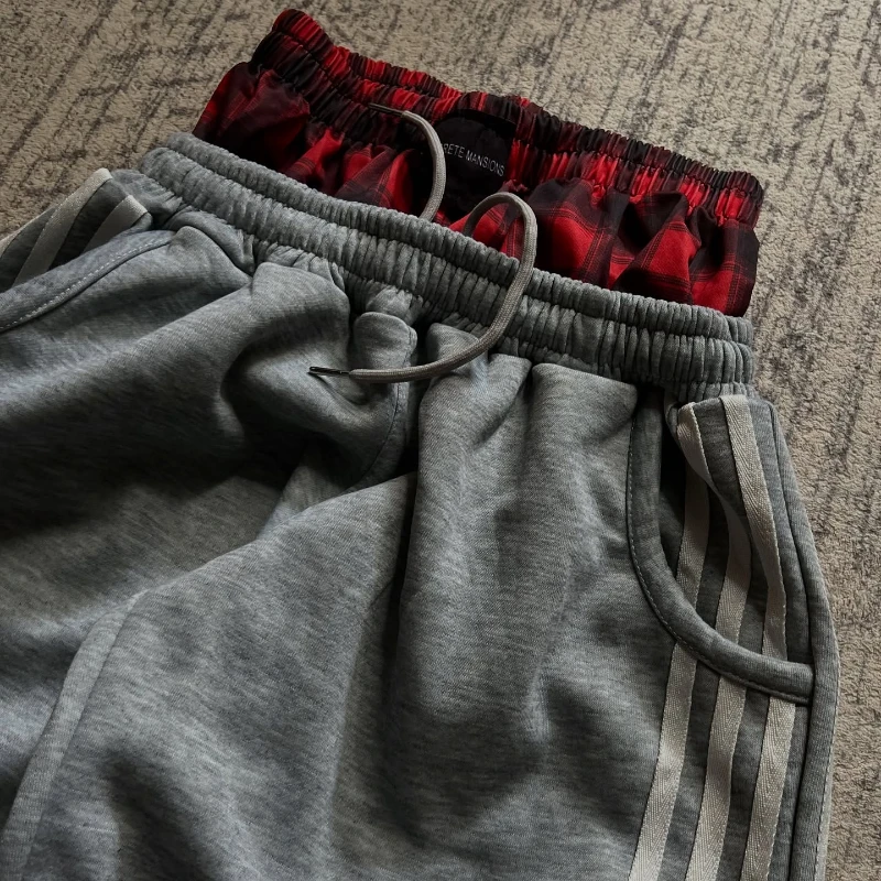 

Fashionable and minimalist striped Y2K pants for men and women, straight leg high waisted spliced pants, street hip-hop casual p