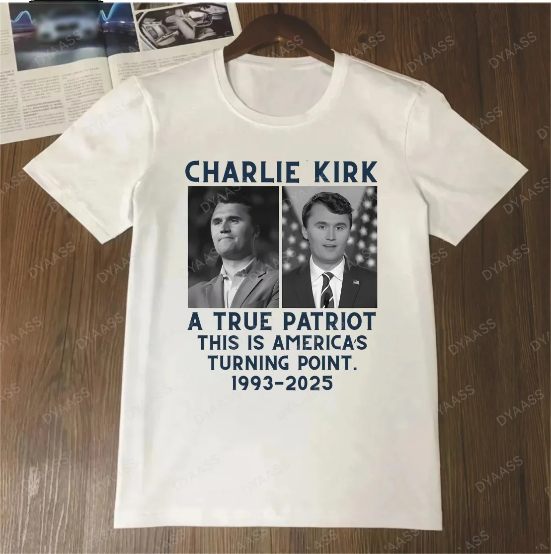 伝説のチャーリー・カーク Tシャツ 半袖 ピュアコットン ストリートスタイル 人権をテーマにしたトップ ラウンドネック ユニセックス オーバーサイズサイズ