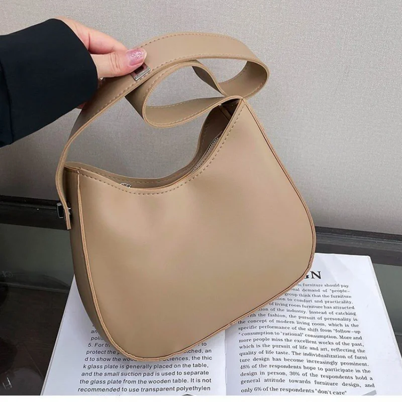 

Luxury Brand Fashionable Leather Women's Tote Bag Classic Elegant Popular Paris Designer Trendy Vintage Bag