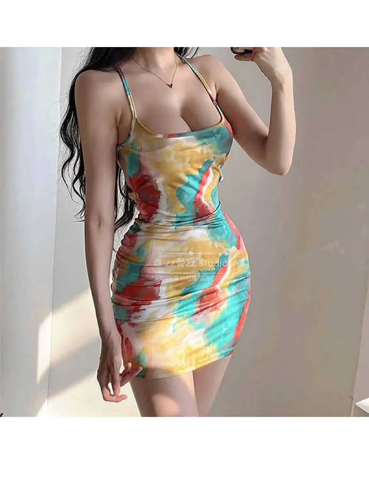 Zomer Nieuwe Stijl Modieuze Sexy Strand Vakantie Backless Halo Geverfd Jurk Elegante Mode Zoete Tank Mini Jurk Koreaanse Top E28V