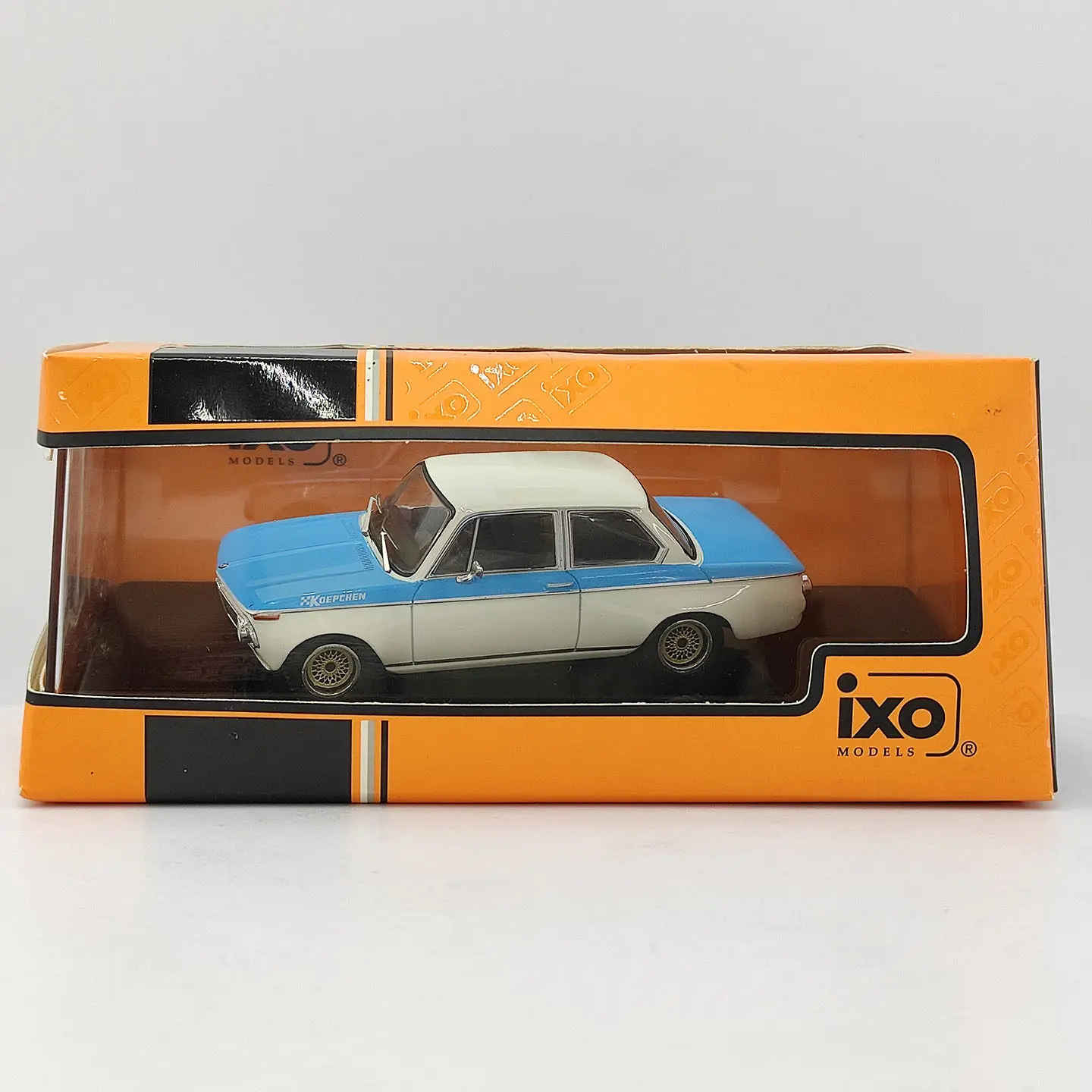 ixo-modele-de-voiture-miniature-en-alliage-moule-sous-pression-bmw-koepchen-2002-tii-1974-a-l'echelle-1-43-jouets-voitures-classiques-nostalgie-cadeaux-pour-adultes-souvenir-affichage-statique