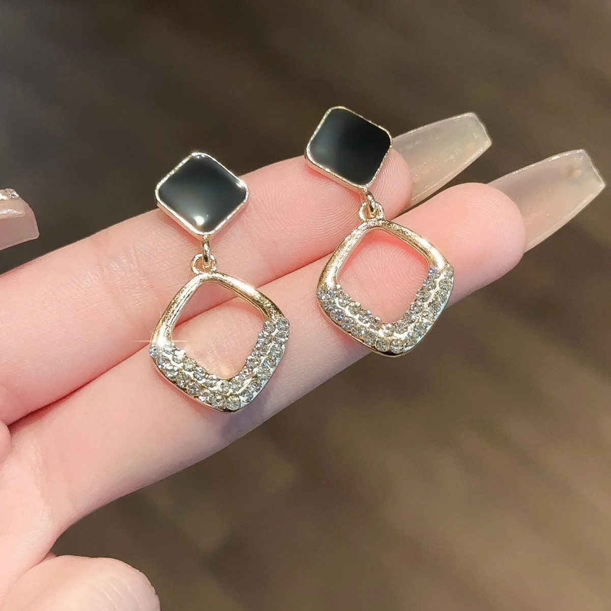 

New Square Long Hanging Earrings for Women Colorful Enamel Geometric Statement Dangle Earrings Girls Drop Earrings pendientes