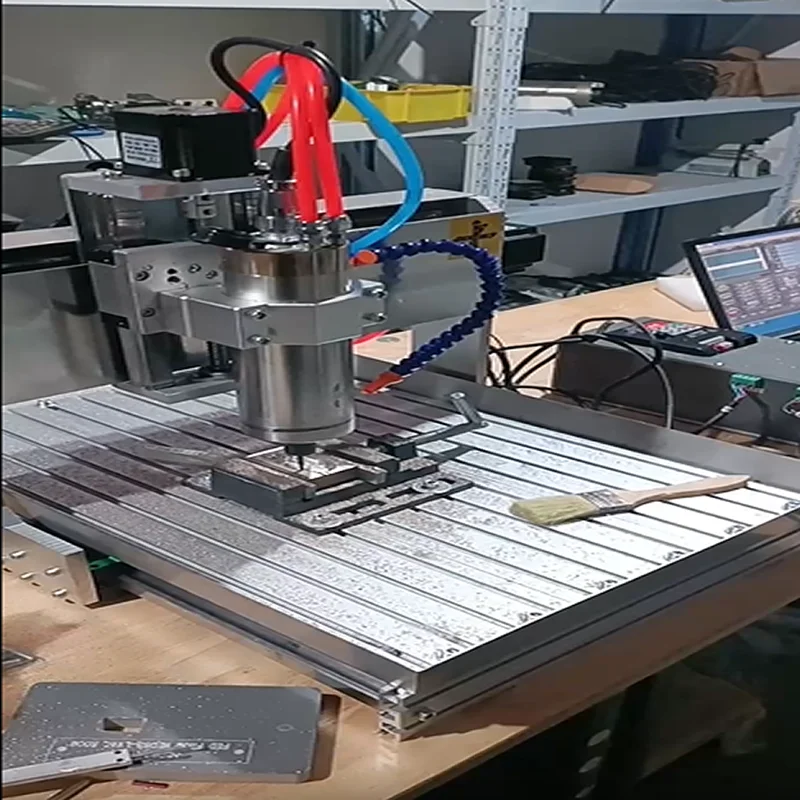 Offline Control 2200W 3040 5 Axis Wood Carving 6040 PCB Milling 3020 Metal Drilling With Water Sink