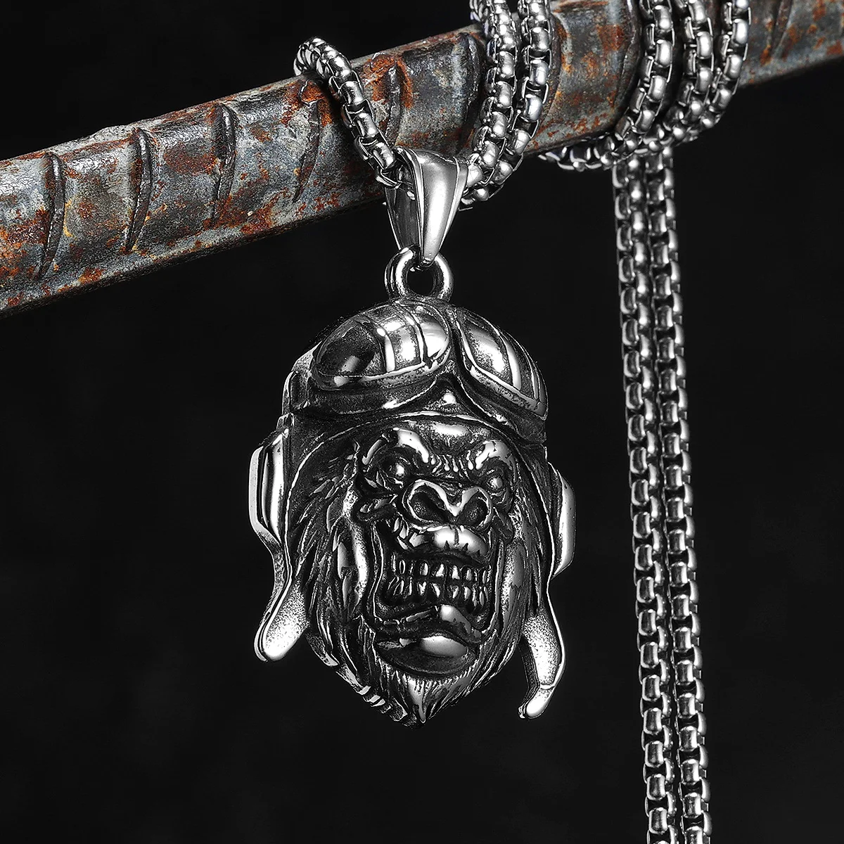 Retro Pilot Gorilla Men Necklace Stainless Steel Pendant Chain Punk Rock Jewelry New In Accessories Rider Gifts Daily Wear Decor