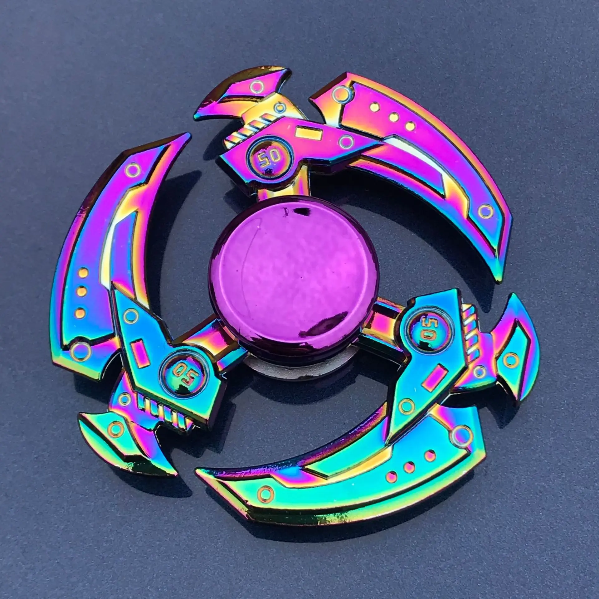 Neuer Metall-Regenbogen-Fidget-Spinner mit Farbverlauf R188 Geräuscharmes Lager EDC Handspinner Fingerspitzen-Gyro Anti-Angst Erwachsenenspielzeug Geschenke