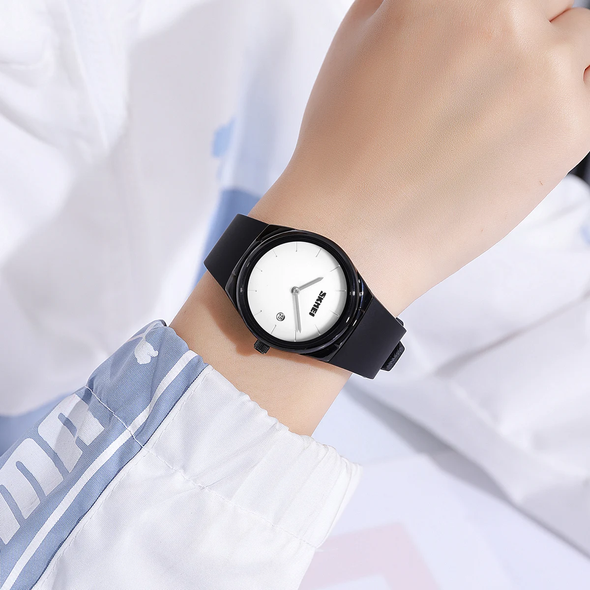 SKMEI Multifunctional Fashion Design Waterproof Wristwatches Business Movement Quartz Watch For Men Women Date Week Time Watches