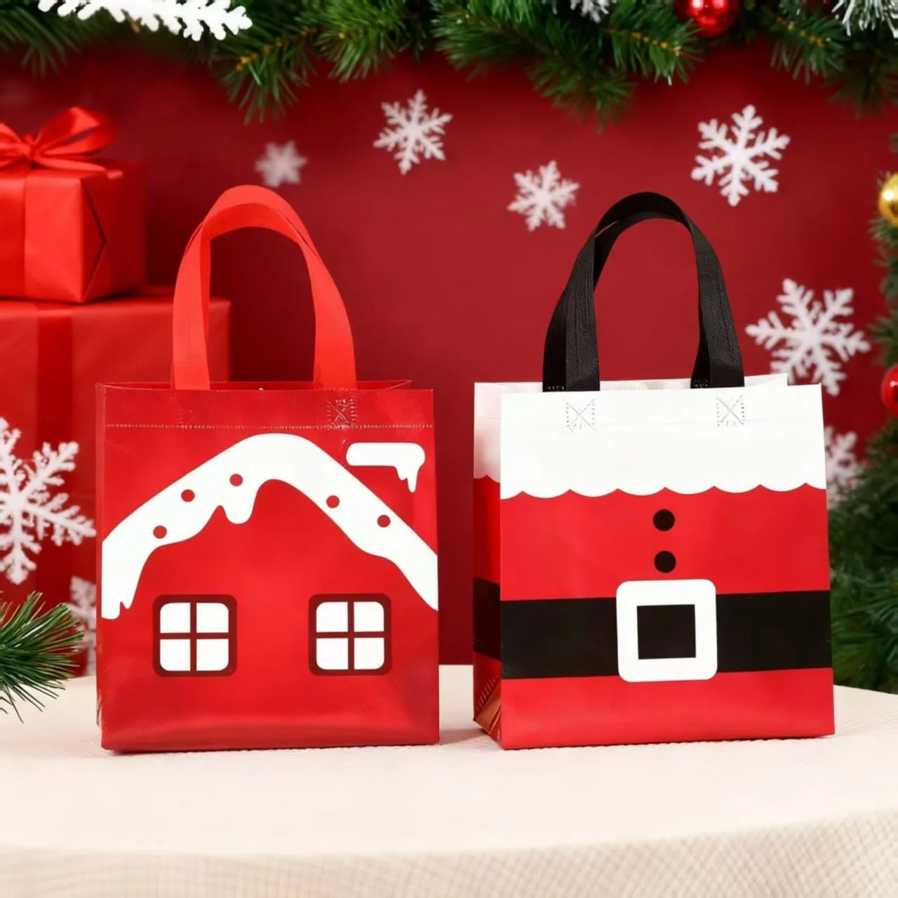 

5/10Pcs Christmas Gift Bag Santa Claus Non-Woven Tote Bag with Handle Xmas Decoration For Home 2026 New Year Kids Gift Wrap