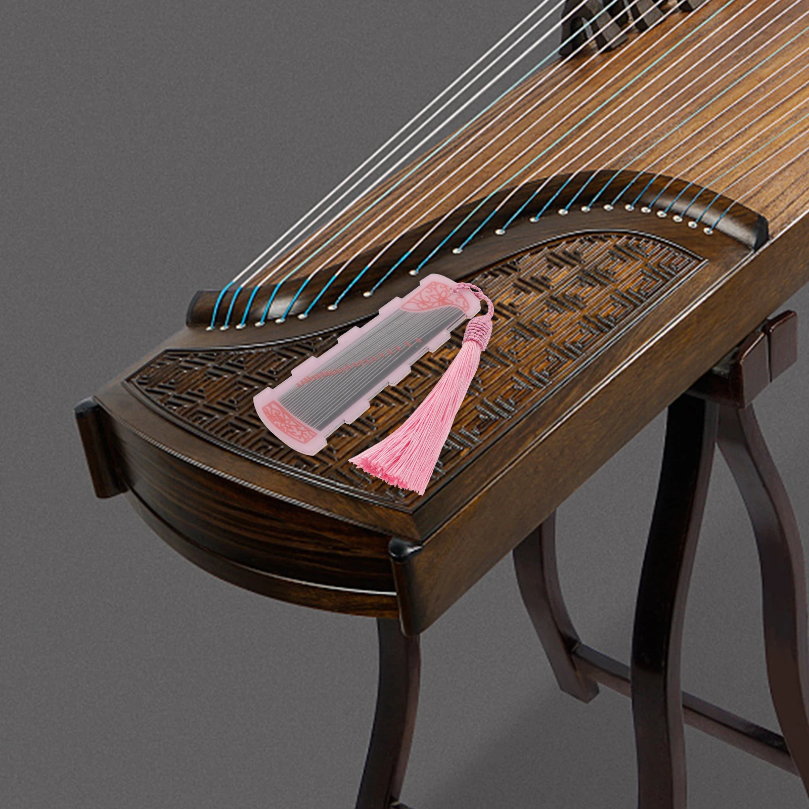 

2pcs Acrylic Nail Storage Board Guzheng Picks Holder Exquisite Pipa Winding Plate Anti-lost Device Compact Light for Guitar