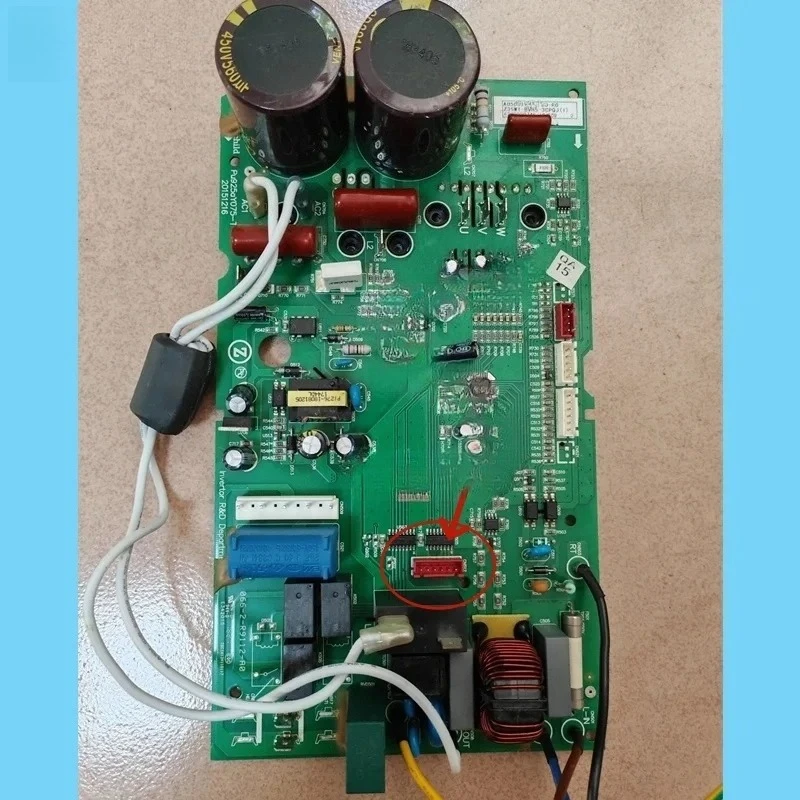 

Используется для основной платы внешнего блока переменной частоты кондиционера Zhigao Z26W1-BVY4-3CQK (I) компонентов Pu925aY075-T