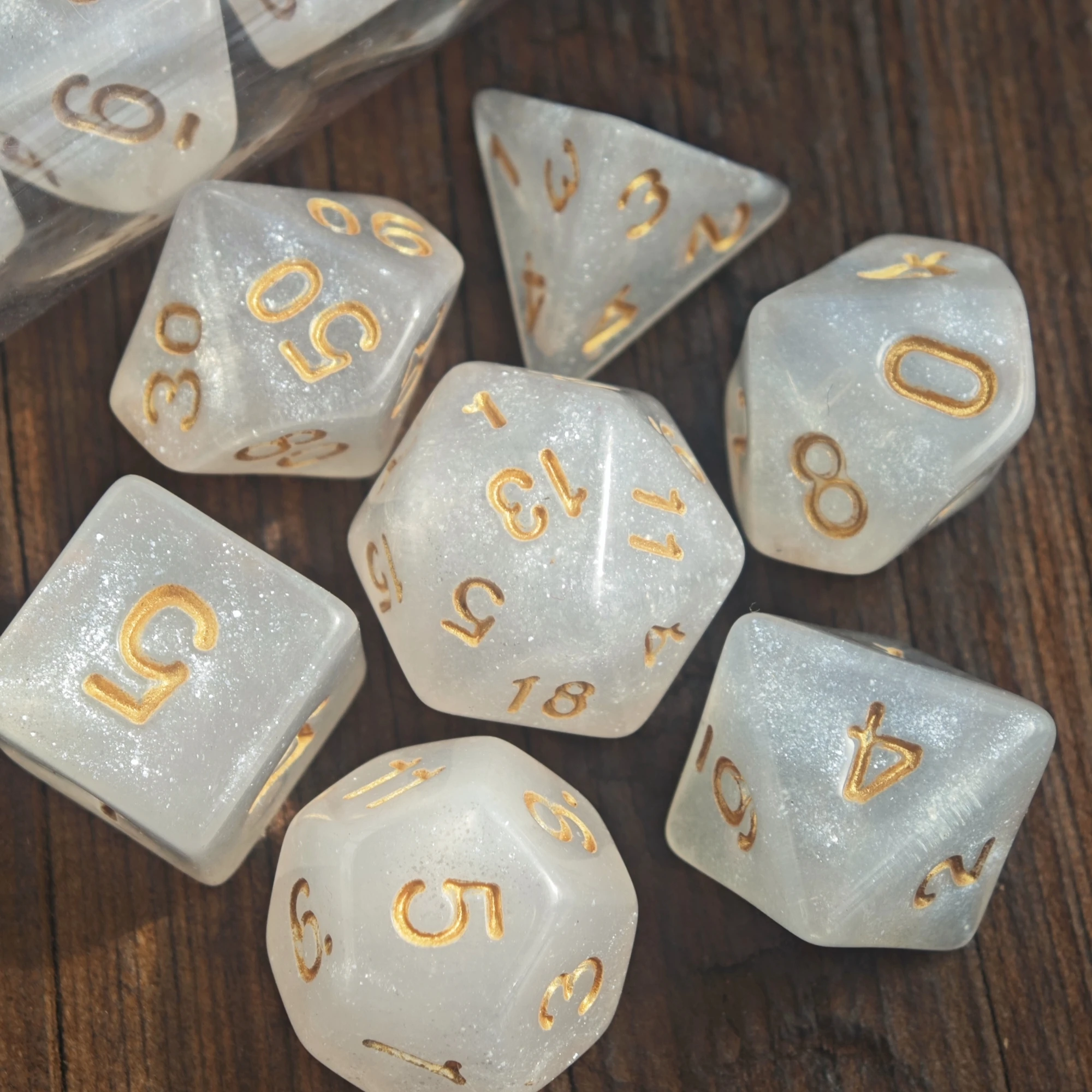 7Pcs/Set White Galactic Dice Set D&D COC RPG Fantasy Potion Bottle Dungeons and Dragons Desktop Game