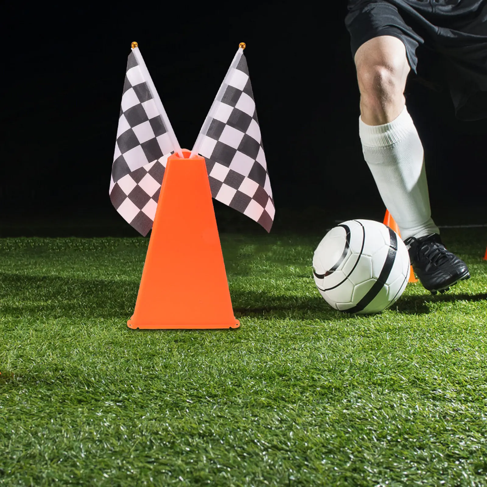 4 Ensembles de Cônes de Signalisation pour la Course, Drapeaux d'Agilité pour l'Entraînement de Football, Cônes de Marquage Sportifs en Plastique, Kit d'Entraînement Extérieur pour Football et Basketball