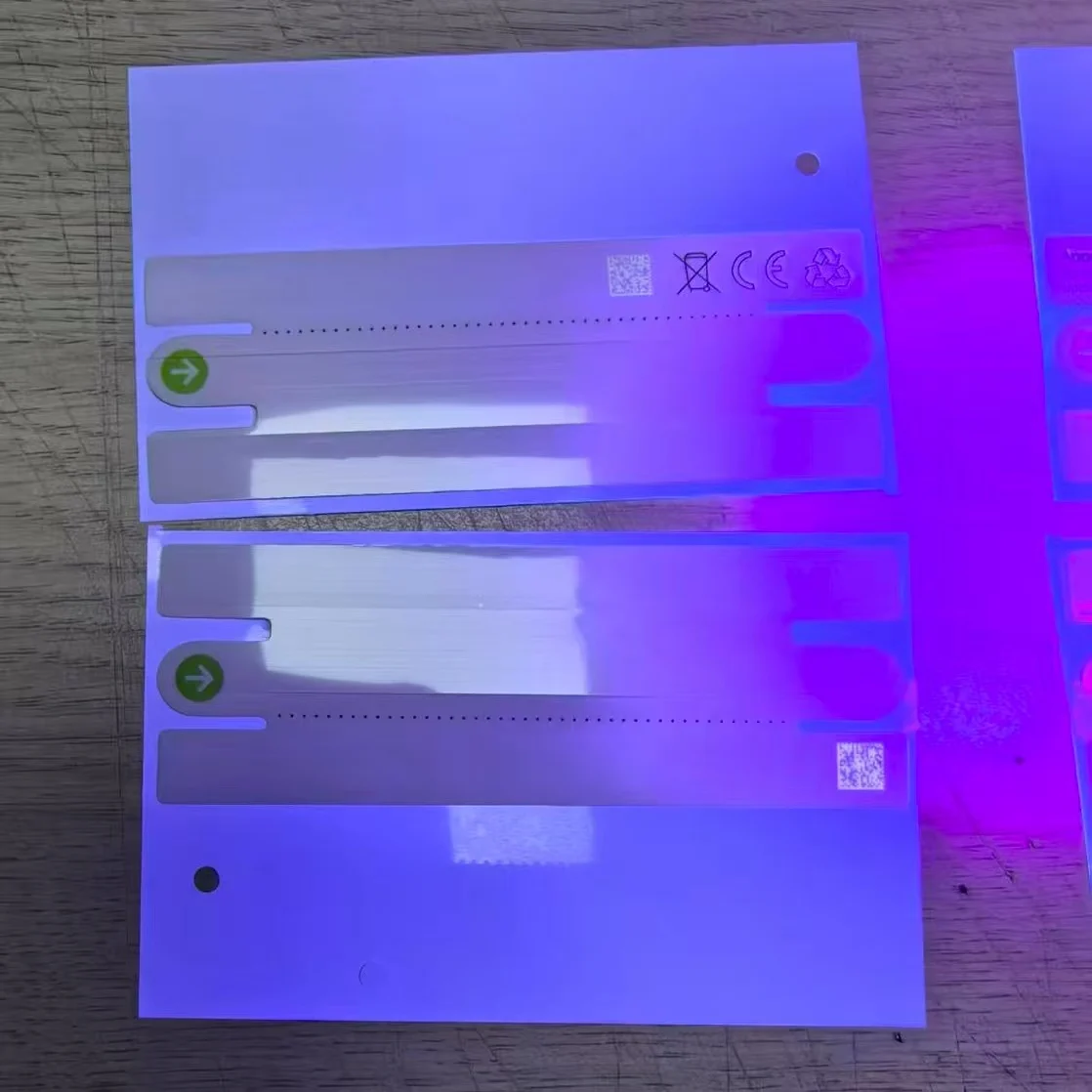 10PCS blue anti-counterfeiting sealing labels suitable for iPhone 17 17 Pro 17Pro MAX 17Air used to repackage phone boxes - náhled 2