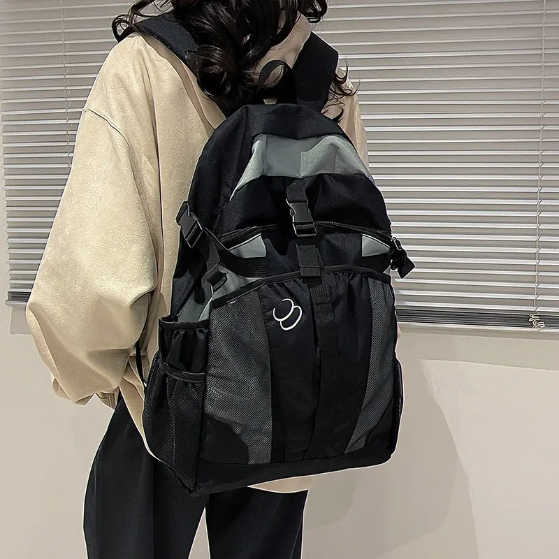 Street Fashion Backpack for Men and Women Large Capacity College Student Backpack Multi Functional Retro Travel Backpack