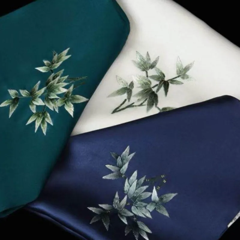 35x35CM Purely Handmade Suzhou Embroidery Silk Handkerchief 100% Mulberry Silk Skin Care Exquisite Embroidery Gift